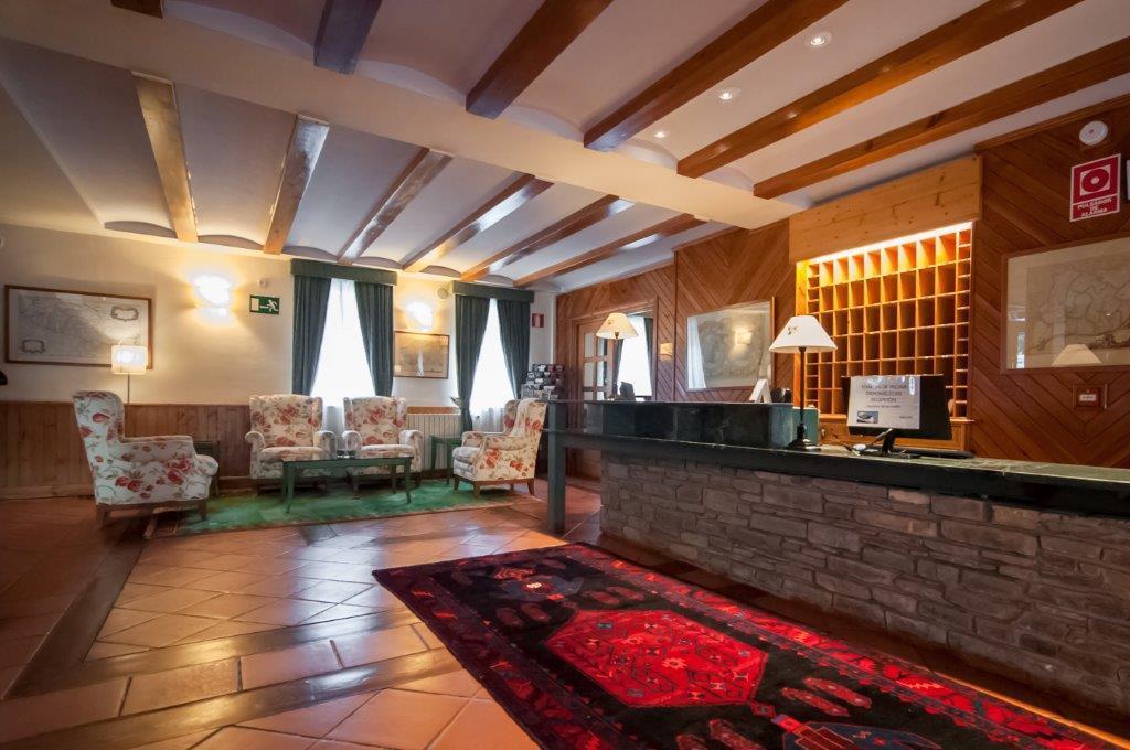 Apartamentos VilaGarós Dış mekan fotoğraf